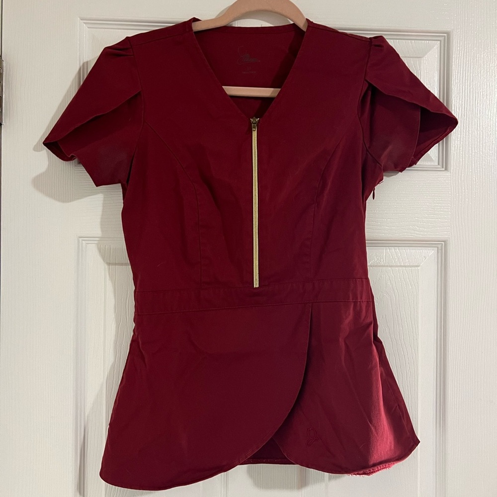 Burgundy Jaanuu scrub set, size XS